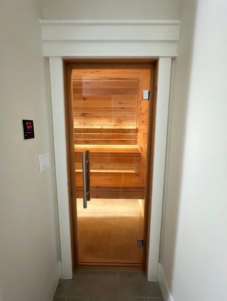 Aspen sauna exterior with glass door